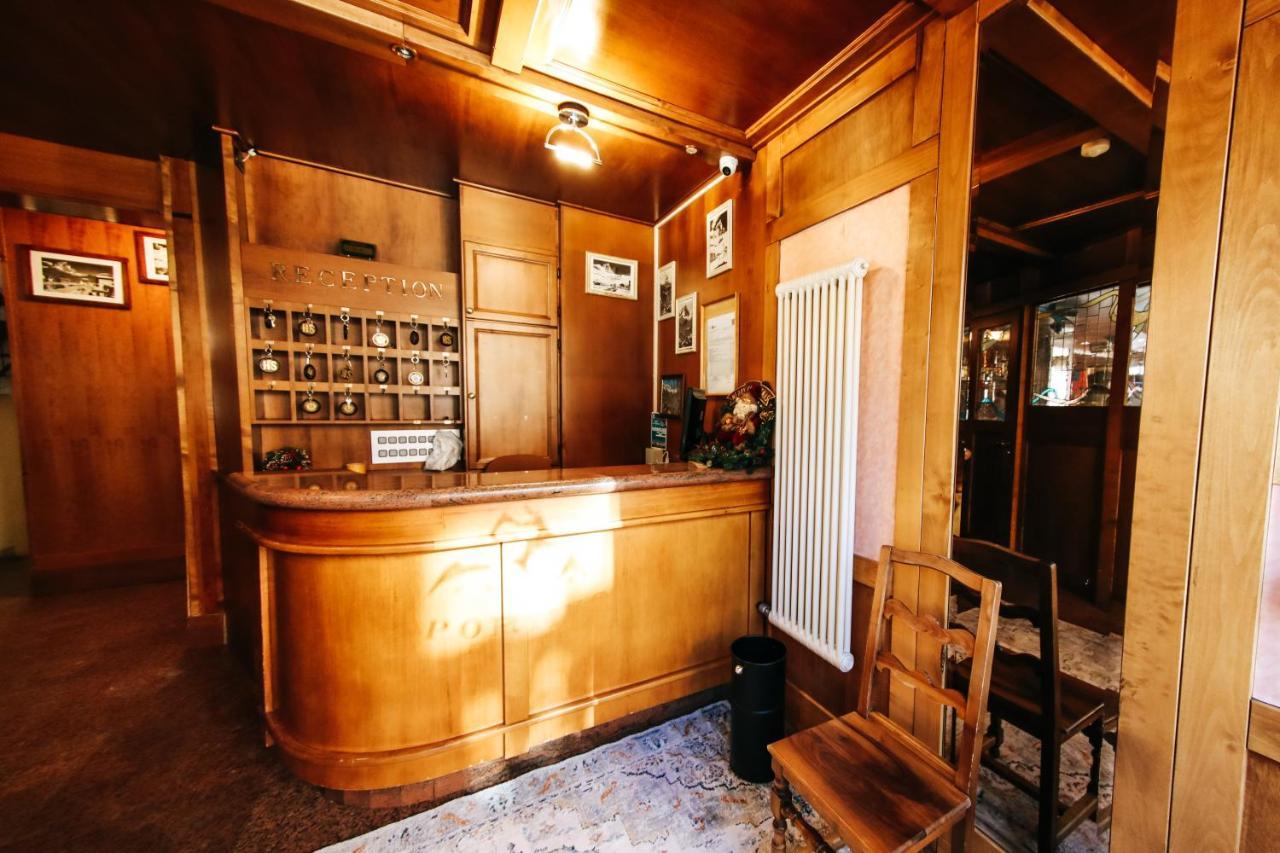 Hotel Sporting ブレウイル・チェルヴィナイア エクステリア 写真